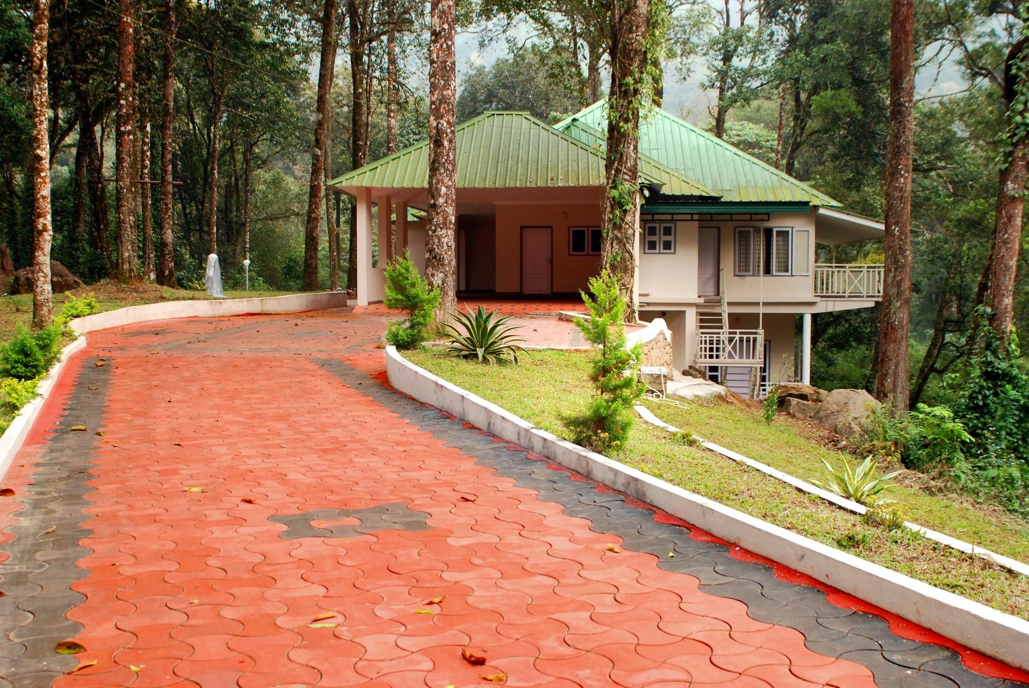 Deep Woods Resort Муннар Экстерьер фото